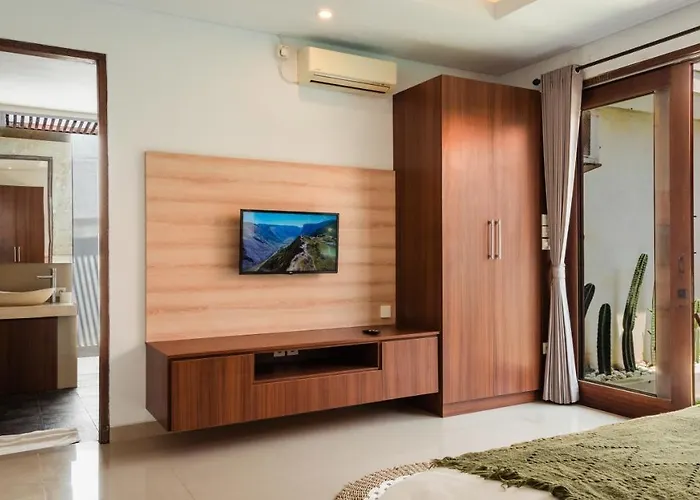 Cosy And Cheerful 2 Bedroom 5mins To Finns Canggu